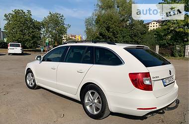 Універсал Skoda Superb 2014 в 
