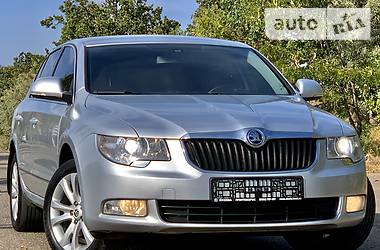 Седан Skoda Superb 2011 в Одессе