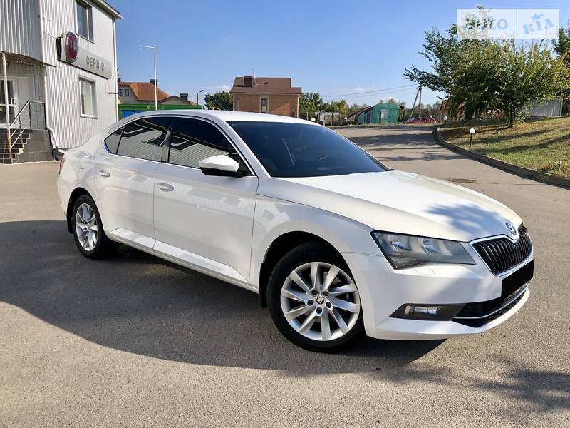 Седан Skoda Superb 2017 в Сумах