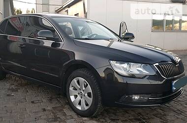 Седан Skoda Superb 2013 в Кривому Розі