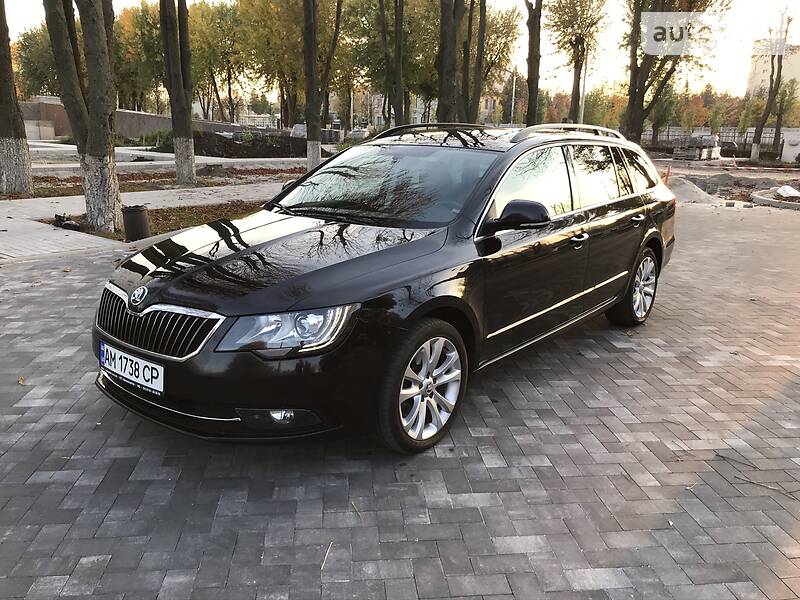 Универсал Skoda Superb 2014 в Киеве