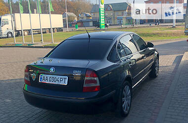 Седан Skoda Superb 2006 в Киеве