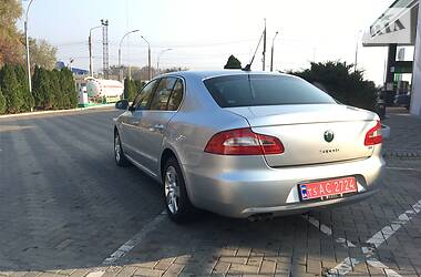 Седан Skoda Superb 2009 в Черновцах