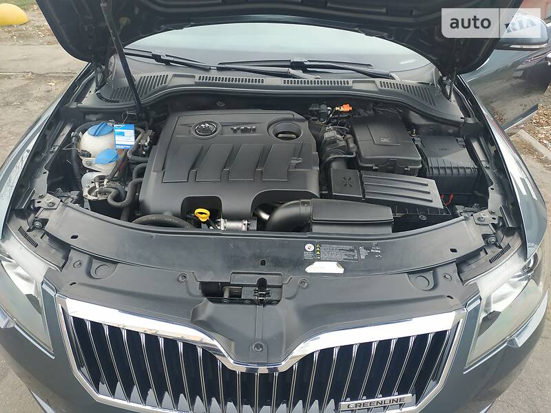 Універсал Skoda Superb 2015 в Києві