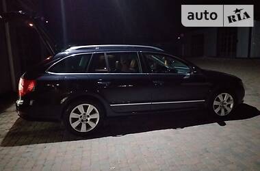 Універсал Skoda Superb 2010 в Сарнах