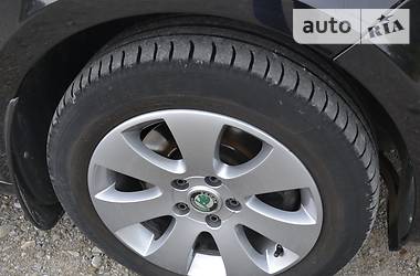 Седан Skoda Superb 2010 в 