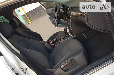 Седан Skoda Superb 2013 в 
