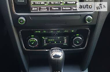 Седан Skoda Superb 2013 в 