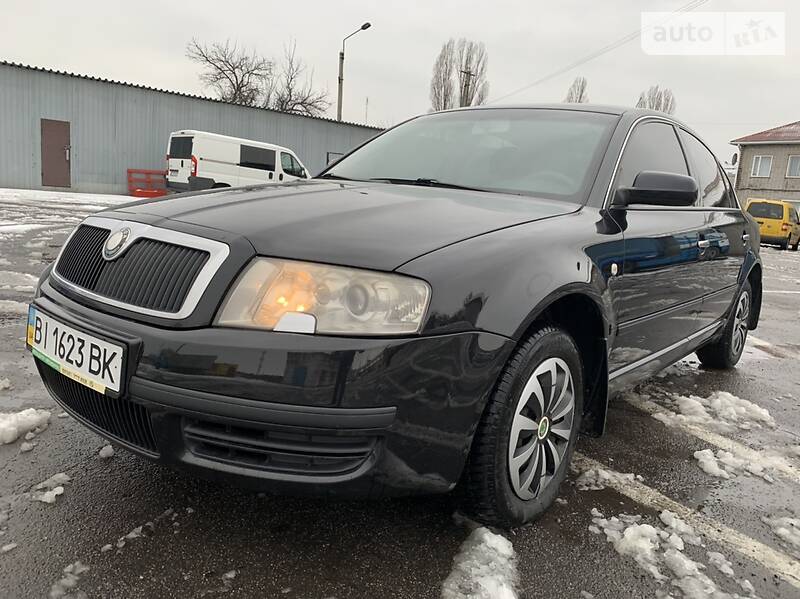 Седан Skoda Superb 2006 в Горішніх Плавнях