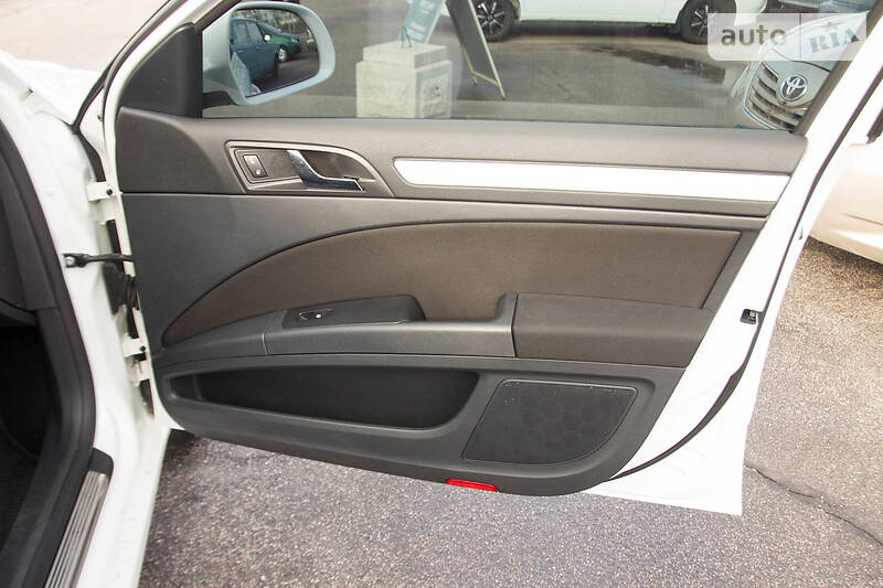 Седан Skoda Superb 2012 в Запоріжжі