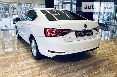 Ліфтбек Skoda Superb 2018 в Києві