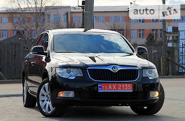 Седан Skoda Superb 2010 в 