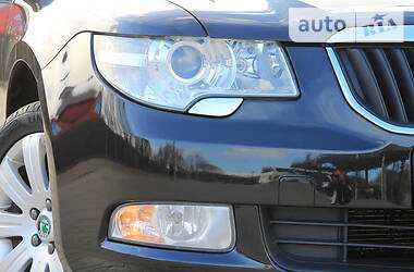 Седан Skoda Superb 2010 в 