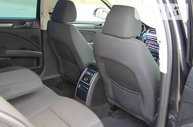 Седан Skoda Superb 2010 в 