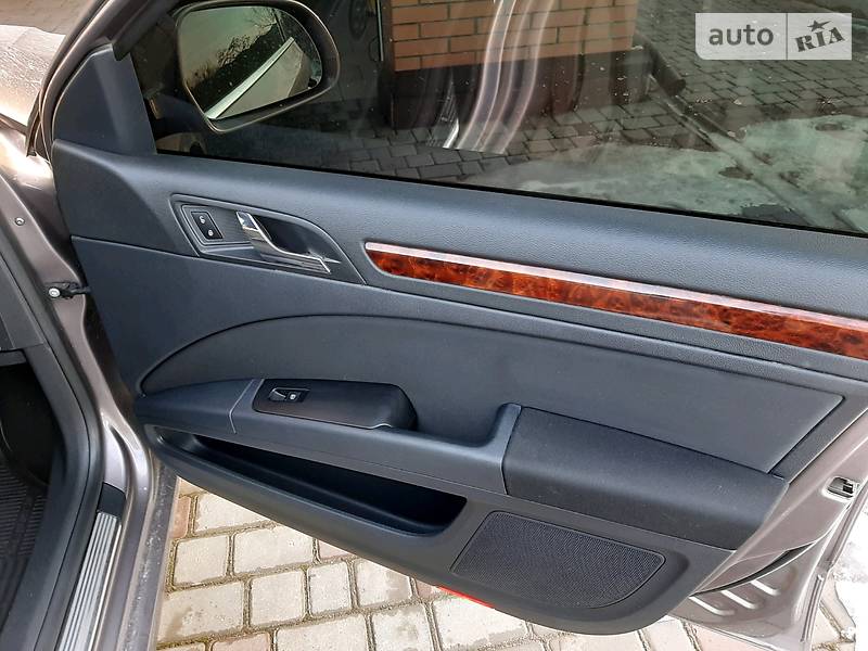 Седан Skoda Superb 2012 в Дніпрі