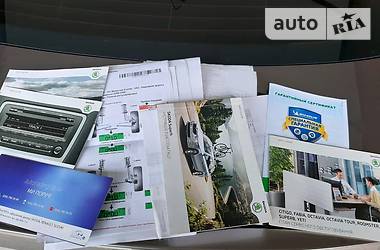 Седан Skoda Superb 2012 в 
