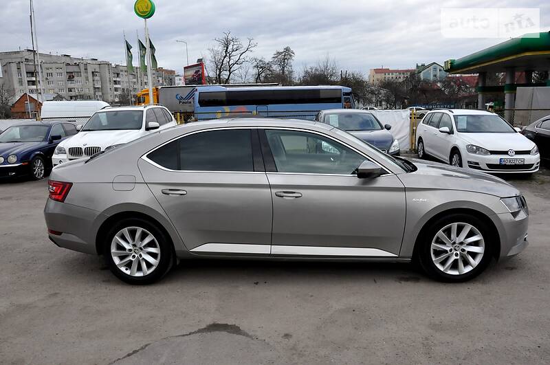 Седан Skoda Superb 2017 в Львові фото 13 Седан Skoda Superb 2017 в Львові