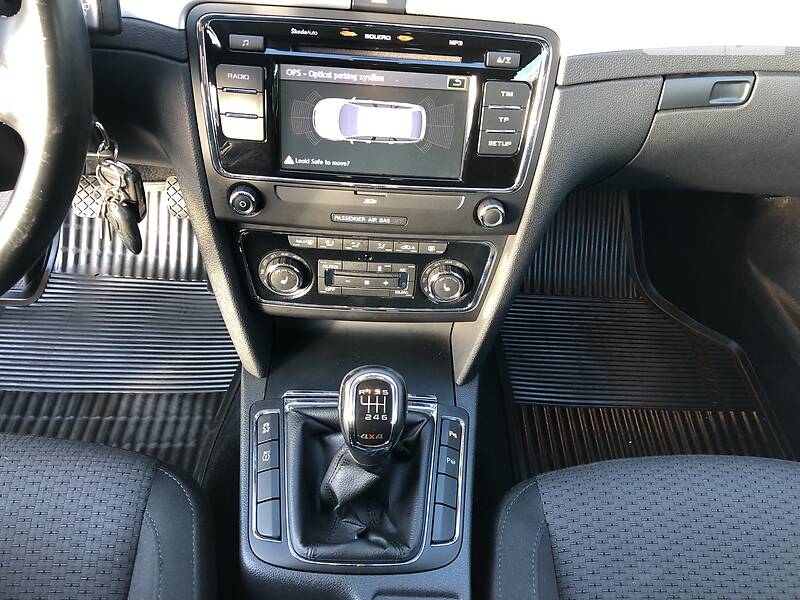 Універсал Skoda Superb 2011 в Радивиліві