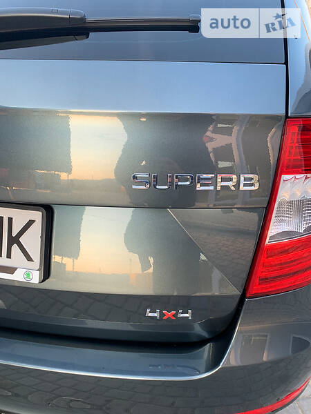 Універсал Skoda Superb 2013 в Львові