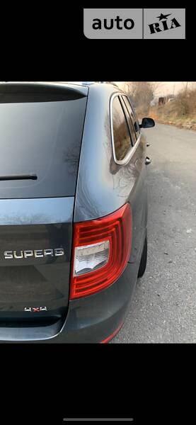Універсал Skoda Superb 2013 в Львові