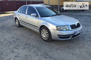 Седан Skoda Superb 2006 в Тячеве