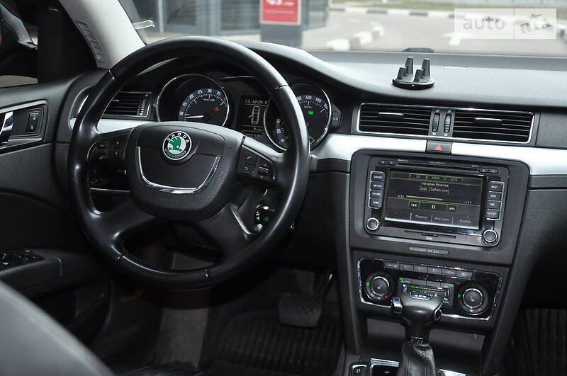 Універсал Skoda Superb 2011 в Києві