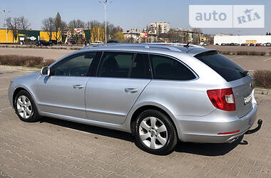 Універсал Skoda Superb 2010 в 