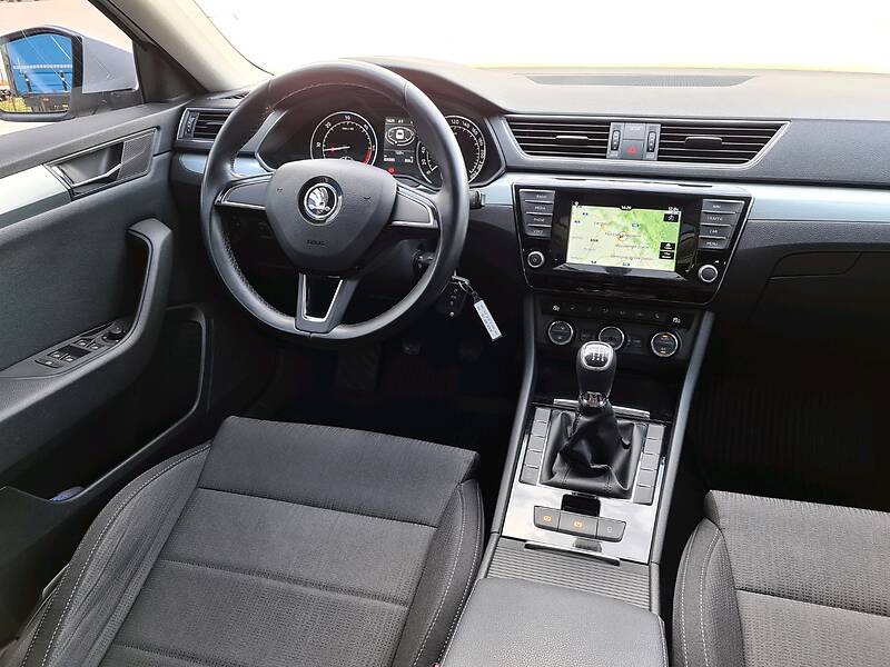 Універсал Skoda Superb 2016 в Мукачевому