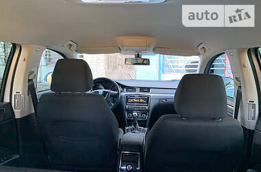 Універсал Skoda Superb 2010 в 