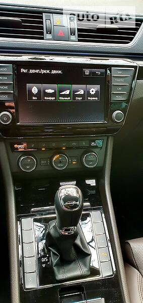 Седан Skoda Superb 2016 в Іршаві