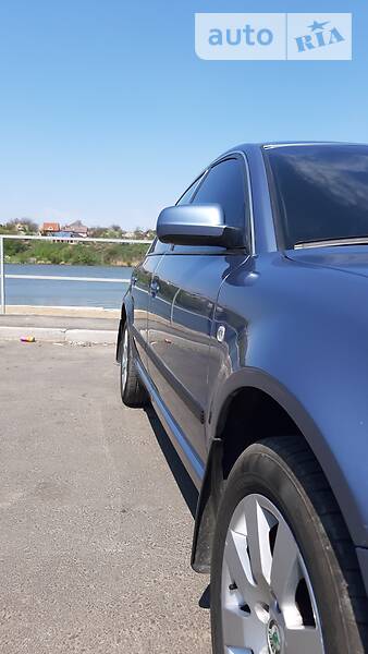 Седан Skoda Superb 2004 в Кропивницькому