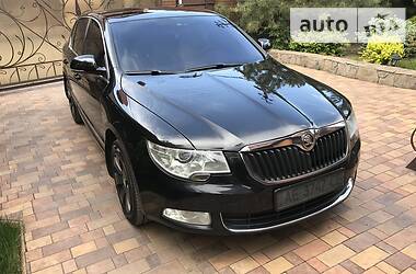 Седан Skoda Superb 2010 в Кривом Роге