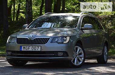 Універсал Skoda Superb 2015 в 
