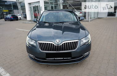 Ліфтбек Skoda Superb 2014 в 