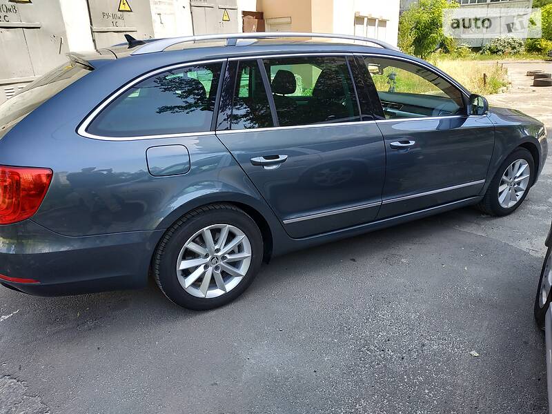 Універсал Skoda Superb 2015 в Києві
