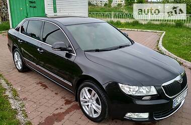 Седан Skoda Superb 2010 в 