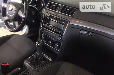 Універсал Skoda Superb 2010 в 