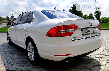 Ліфтбек Skoda Superb 2014 в 