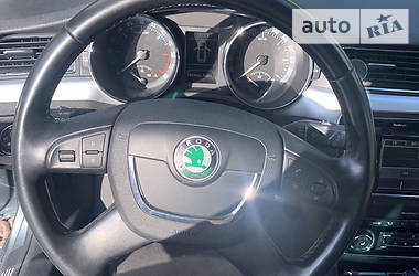 Универсал Skoda Superb 2011 в 