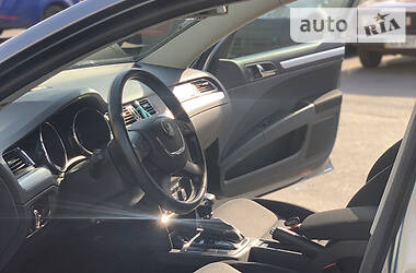 Универсал Skoda Superb 2011 в 