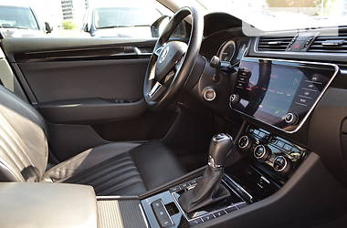 Універсал Skoda Superb 2018 в 