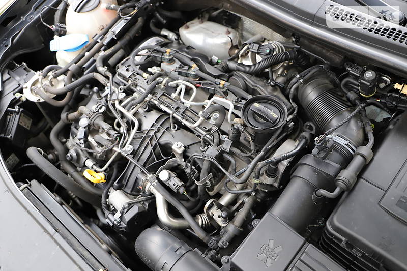 Седан Skoda Superb 2015 в Івано-Франківську