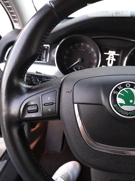 Універсал Skoda Superb 2013 в Івано-Франківську фото 29 Універсал Skoda Superb 2013 в Івано-Франківську