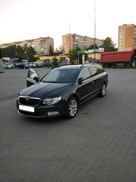 Універсал Skoda Superb 2013 в Івано-Франківську фото 16 Універсал Skoda Superb 2013 в Івано-Франківську