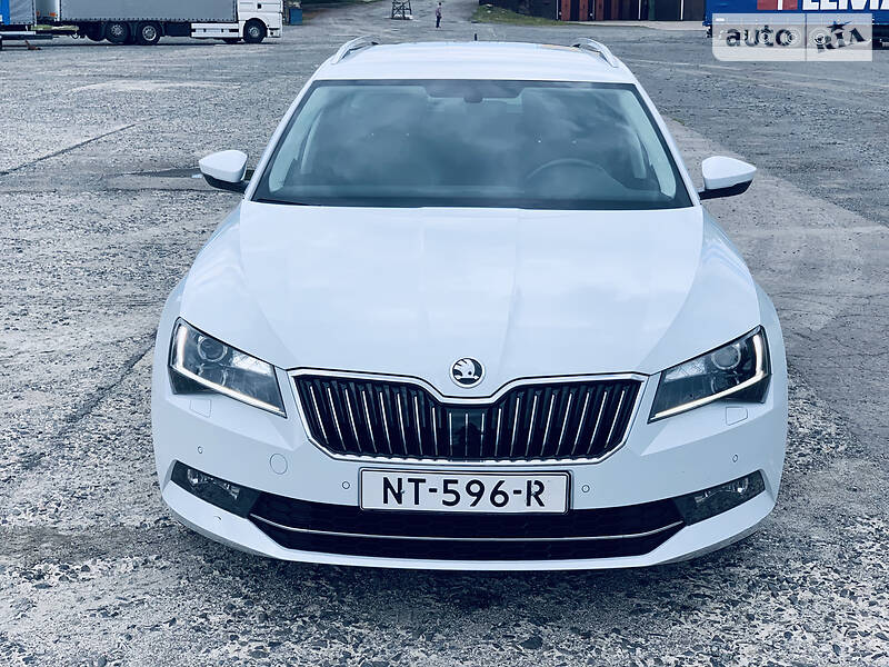 Універсал Skoda Superb 2017 в Рівному