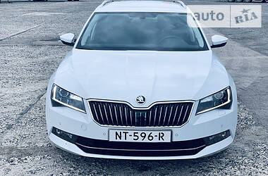 Универсал Skoda Superb 2017 в Ровно