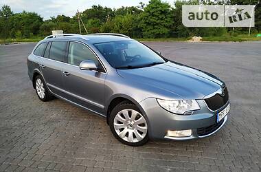 Універсал Skoda Superb 2010 в 