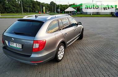 Універсал Skoda Superb 2010 в 