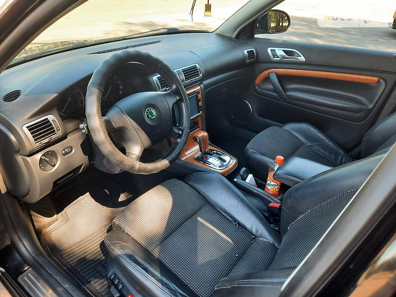 Седан Skoda Superb 2008 в Кривому Розі