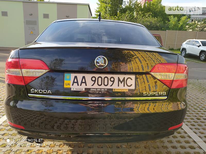 Седан Skoda Superb 2014 в Києві